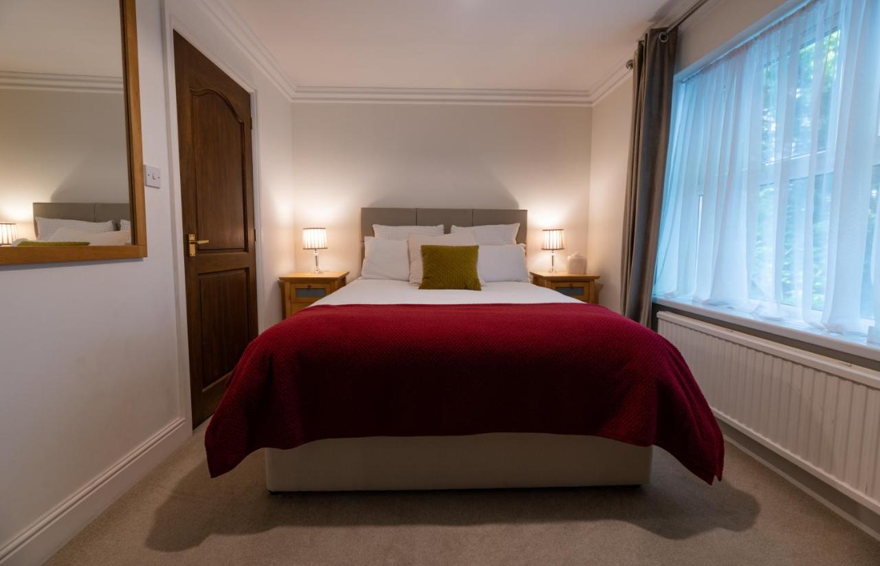 Charnwood Guest House Bracknell Extérieur photo